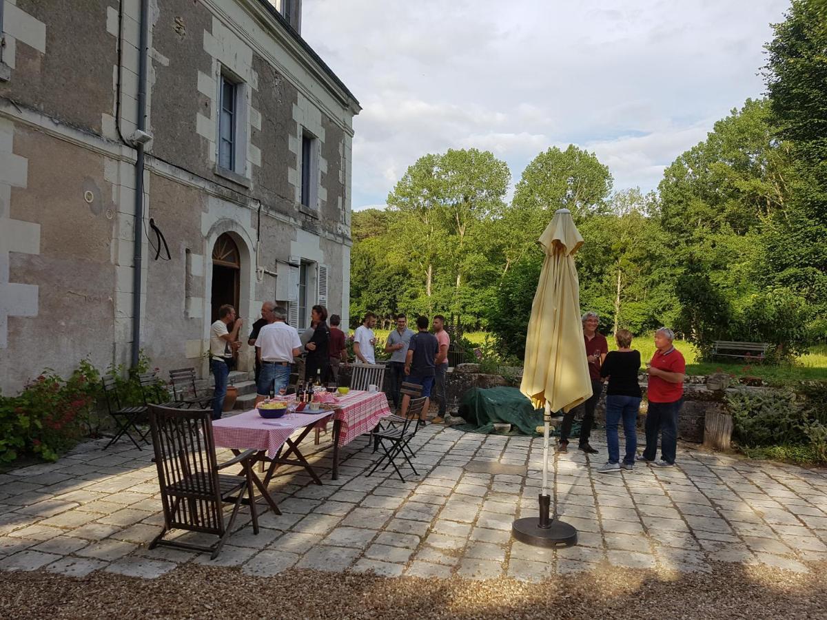 Le Moulin Du Bourg Hotel Epeigne-les-Bois Exterior photo